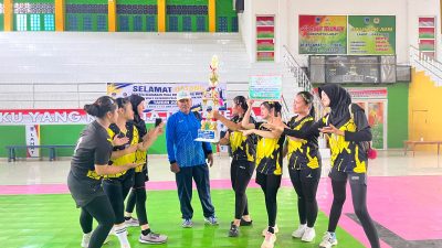 Tim Voli Putri SMAN 1 Lahat Raih Juara III Turnamen HUT Lahat ke-157