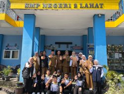 Sekretaris Dinas Pendidikan Lahat Tinjau MPLS Hari Kedua di SMP Negeri 2 Lahat, BNN Berikan Sosialisasi Pencegahan Narkoba