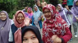 Jumat Sehat, Siswa SMAN 1 Pulau Pinang Jalan Santai Susuri Perkampungan Desa Jati