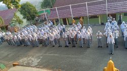 Upacara Senin di SMAN 1 Pulau Pinang Tanamkan Budaya 5S kepada Siswa