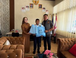 Sat Intelkam Polres Lahat Salurkan Kursi Roda dan Perlengkapan Sekolah Melalui Program GEBRAKAN