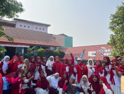 Semarak HUT RI ke-81, Guru dan Staf SMP Negeri 6 Lahat Ikuti Beragam Perlombaan