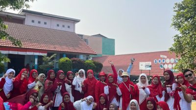 Semarak HUT RI ke-81, Guru dan Staf SMP Negeri 6 Lahat Ikuti Beragam Perlombaan
