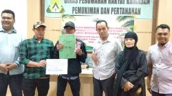 46 Warga Desa Jajaran Lama Terima Ganti Rugi Lahan Plasma dari PT Aditarwan