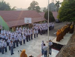 SMA Negeri 1 Pulau Pinang Gelar Upacara Bendera, Angkat Tema “Sekolahku, Ladang Cita-Citaku”