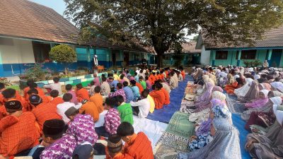 SMP Negeri 2 Merapi Barat Gelar Salat Istisqa, Berdoa Memohon Turunnya Hujan