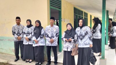 Kepala SMPN 6 Lahat Dorong Guru Adaptif melalui Pelatihan AI dan Coding